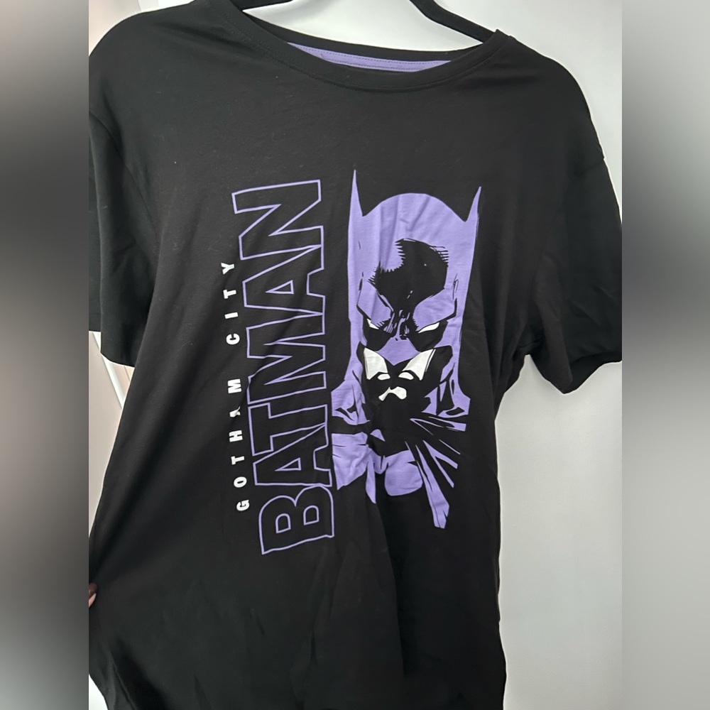 BRAND NEW Batman Graphic Shirt
